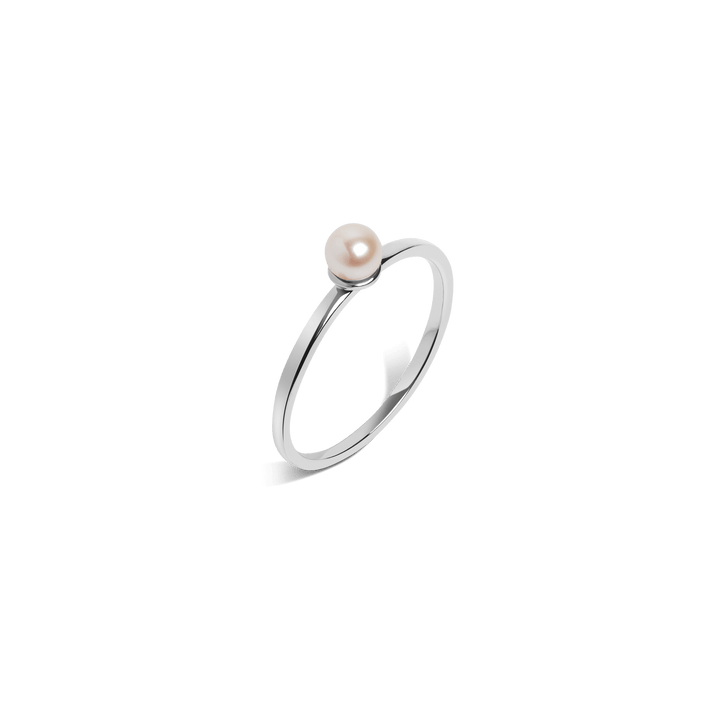 Simple Pearl Ring